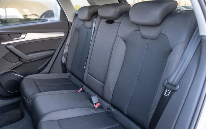 Audi Q5 cena 244900 przebieg: 2860, rok produkcji 2023 z Chmielnik małe 466